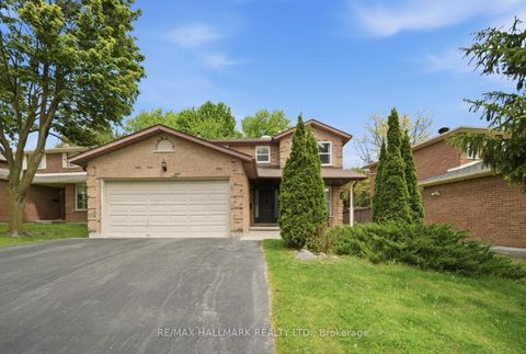 Photo 2 at 99 Carlson Drive, College Manor, Newmarket