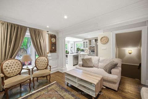 Photo 9 at 99 Carlson Drive, College Manor, Newmarket