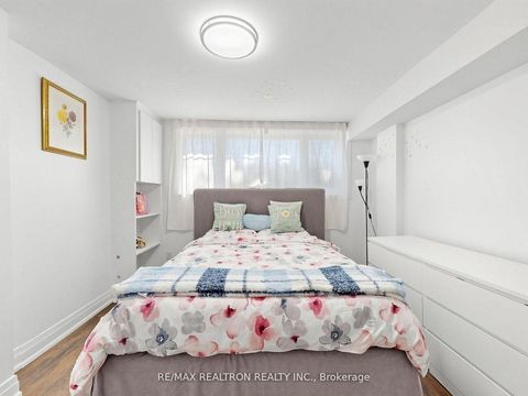 Photo 24 at 56 Candlewood Crescent, York University Heights, Toronto