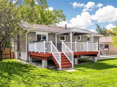 Photo 31 at 56 Candlewood Crescent, York University Heights, Toronto