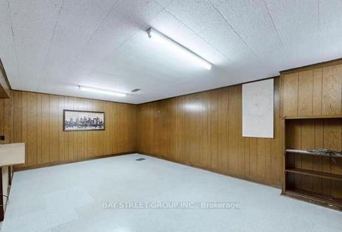 Photo 5 at 2 Slidell Crescent, Donalda, Toronto