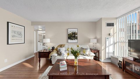 Photo 1 at 833 - 22 Southport Street, Swansea, Toronto