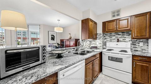 Photo 4 at 833 - 22 Southport Street, Swansea, Toronto