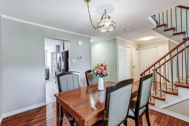 Photo 10 at 82 Horton Crescent, Central Park, Brampton