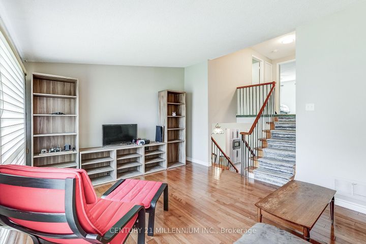 Photo 12 at 82 Horton Crescent, Central Park, Brampton