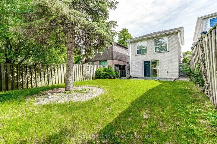 Photo 29 at 82 Horton Crescent, Central Park, Brampton