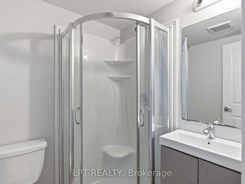Photo 7 at 4 - 244 Penetanguishene Road, Georgian Drive, Barrie