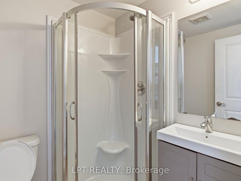 Photo 11 at 4 - 244 Penetanguishene Road, Georgian Drive, Barrie