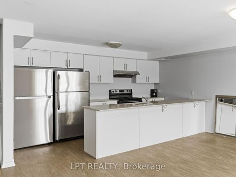 Photo 17 at 4 - 244 Penetanguishene Road, Georgian Drive, Barrie