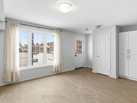Photo 19 at 4 - 244 Penetanguishene Road, Georgian Drive, Barrie