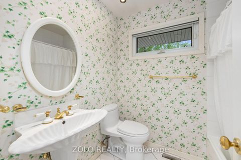 Photo 14 at 17 Hi Mount Drive, Bayview Village, Toronto