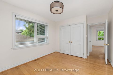 Photo 18 at 17 Hi Mount Drive, Bayview Village, Toronto