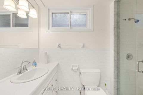 Photo 24 at 17 Hi Mount Drive, Bayview Village, Toronto