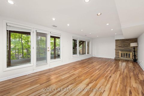 Photo 29 at 17 Hi Mount Drive, Bayview Village, Toronto