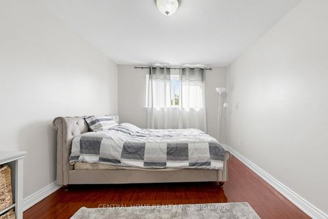 Photo 15 at 80 Heaslip Terrace, Sullivan, Toronto