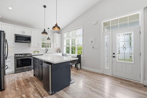 Photo 13 at 1050 Wisker Avenue, Rural Innisfil, Innisfil