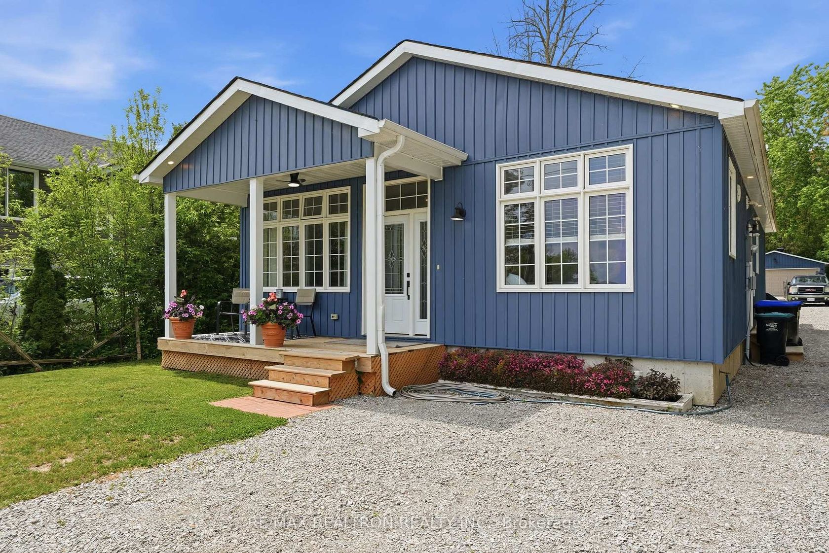1050 Wisker Avenue, Rural Innisfil, Innisfil photo number 2