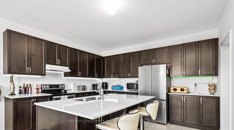 Photo 5 at 30 Sam Battaglia Crescent, Sutton & Jackson's Point, Georgina