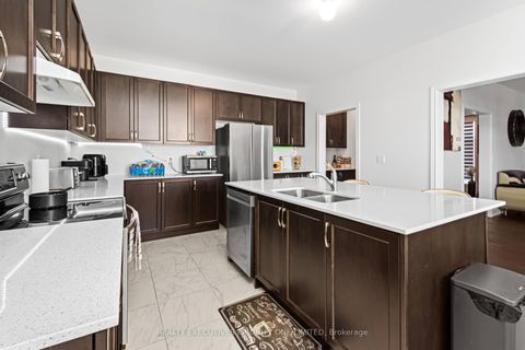 Photo 6 at 30 Sam Battaglia Crescent, Sutton & Jackson's Point, Georgina