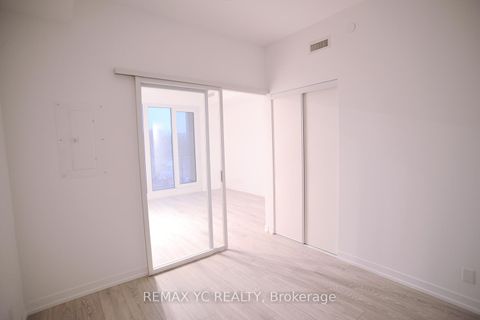 Photo 8 at 721 - 2020 Bathurst Street, Cedarvale, Toronto