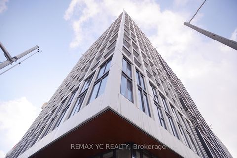 Photo 12 at 721 - 2020 Bathurst Street, Cedarvale, Toronto