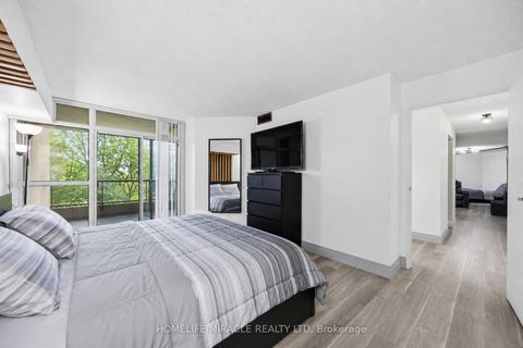 Photo 26 at 405 - 5 Rowntree Road, Jamestown, Toronto