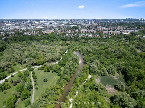 Photo 40 at 405 - 5 Rowntree Road, Jamestown, Toronto