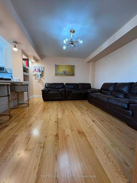 Photo 9 at 77 Cleanside Road, Birchmount, Toronto