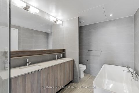 Photo 9 at TH17 - 7 Buttermill Avenue, Concord, Vaughan
