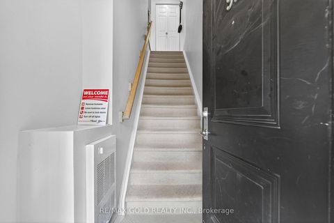 Photo 6 at 92 - 30 Carnation Avenue, Long Branch, Toronto