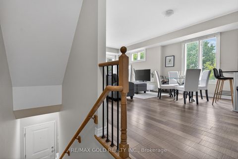 Photo 7 at 92 - 30 Carnation Avenue, Long Branch, Toronto