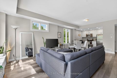 Photo 11 at 92 - 30 Carnation Avenue, Long Branch, Toronto
