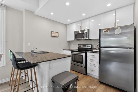 Photo 15 at 92 - 30 Carnation Avenue, Long Branch, Toronto