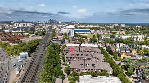 Photo 37 at 92 - 30 Carnation Avenue, Long Branch, Toronto