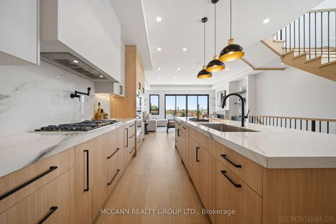 Photo 16 at 526 Westmount Avenue, Oakwood Village, Toronto