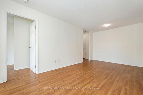 Photo 6 at 821 - 222 The Esplanade, Waterfront Communities C8, Toronto