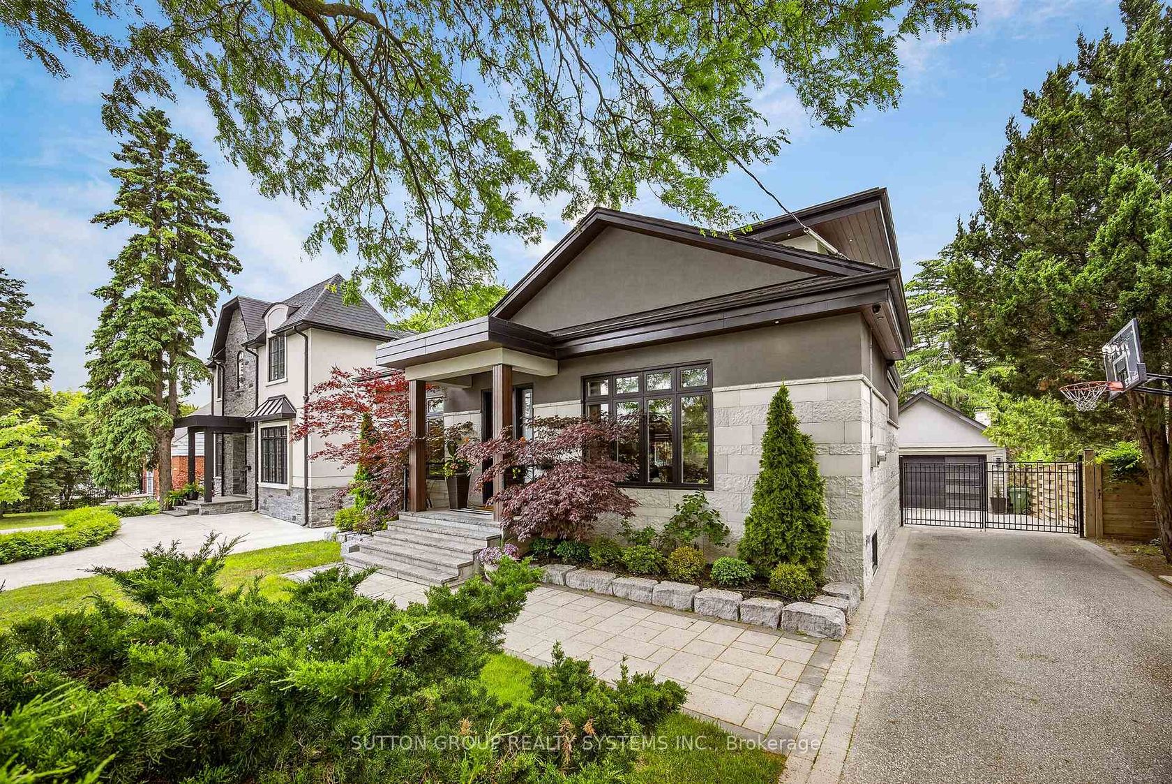 146 Martin Grove Road, City Centre West, Toronto photo number 2