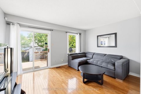 Photo 13 at 80 Plumrose Pathway, Malvern, Toronto