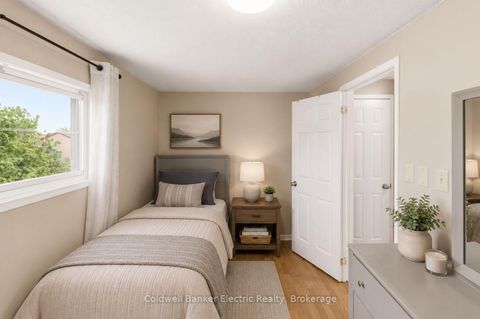 Photo 22 at 80 Plumrose Pathway, Malvern, Toronto