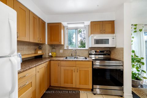 Photo 14 at 23 Chaucer Crescent, Letitia Heights, Barrie