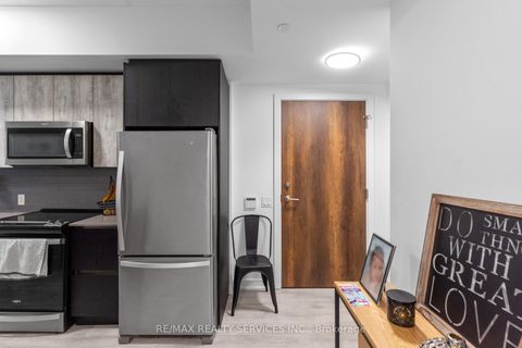 Photo 3 at 115 - 251 Manitoba Street, Mimico, Toronto