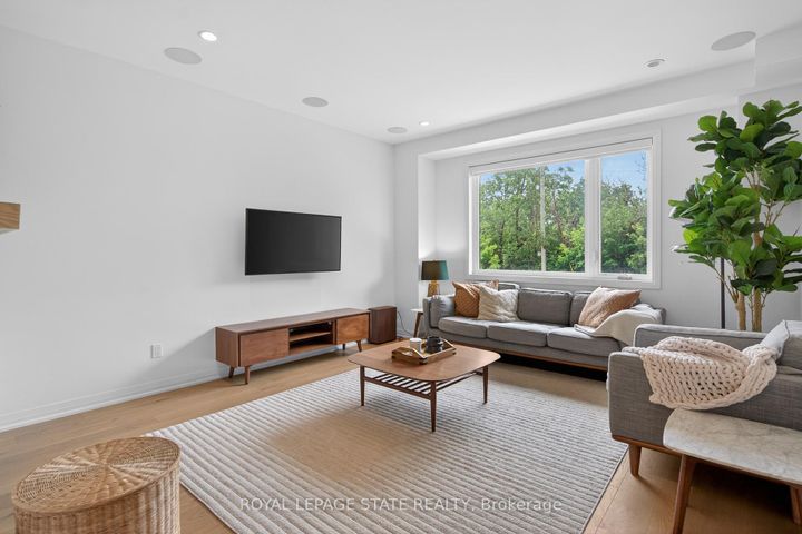 Photo 4 at 206 Canada Street, Kirkendall, Hamilton
