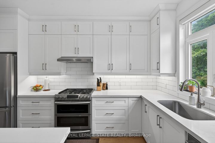 Photo 19 at 206 Canada Street, Kirkendall, Hamilton