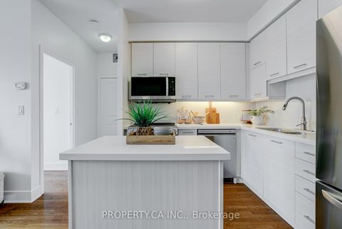 Photo 15 at 1111 - 26 Norton Avenue, Willowdale East, Toronto