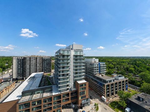 Photo 5 at 1302 - 185 Deerfield Road, Central Newmarket, Newmarket