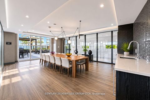 Photo 9 at 1302 - 185 Deerfield Road, Central Newmarket, Newmarket