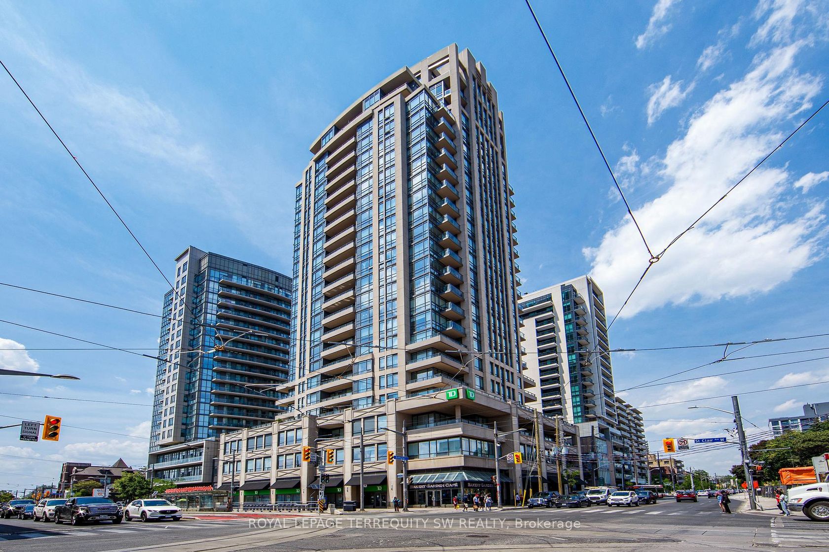 1702 - 500 St Clair Avenue W, Forest Hill South, Toronto photo 8
