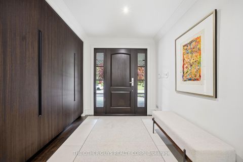 Photo 1 at 18 Chipstead Road, Don Mills, Toronto
