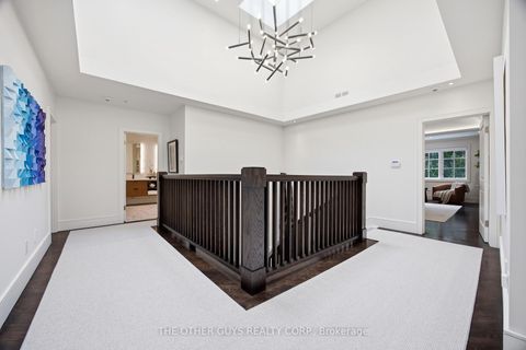 Photo 14 at 18 Chipstead Road, Don Mills, Toronto