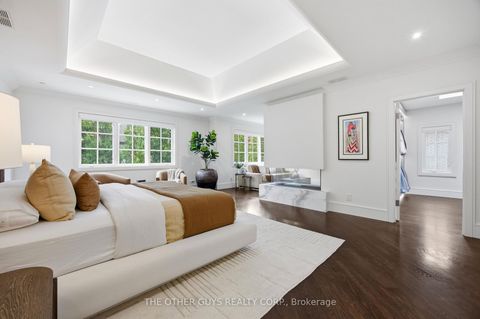 Photo 19 at 18 Chipstead Road, Don Mills, Toronto